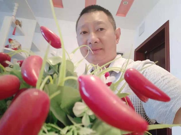 【诗生活】竞争对手 作者:罗阳(图2)