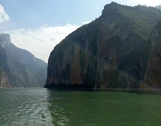 绿满溪游记《三峡行之瀑布.屈原故里》第九期(总第378期)的作品(图13)