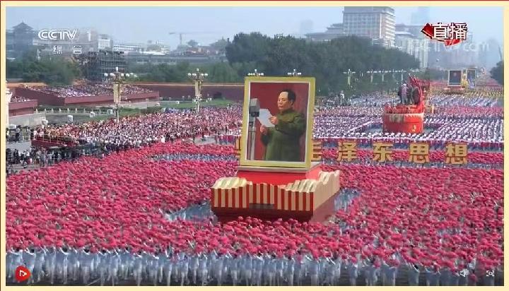 国庆大阅兵 文/羊角