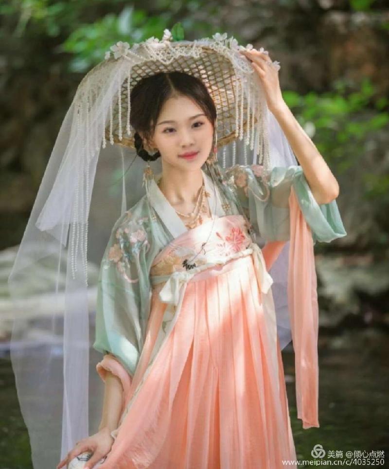 0867fc23c8ec4568bc616a2d6c84cc7b