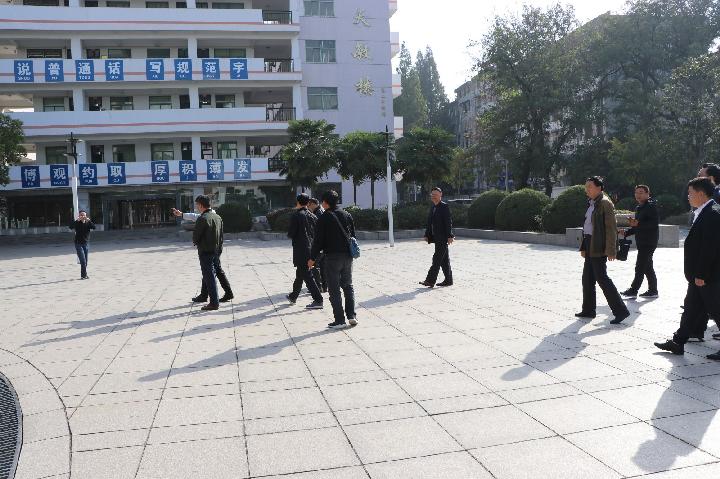 他山攻玉.大渡口中学赴无为中学交流班级管理工作(图2)