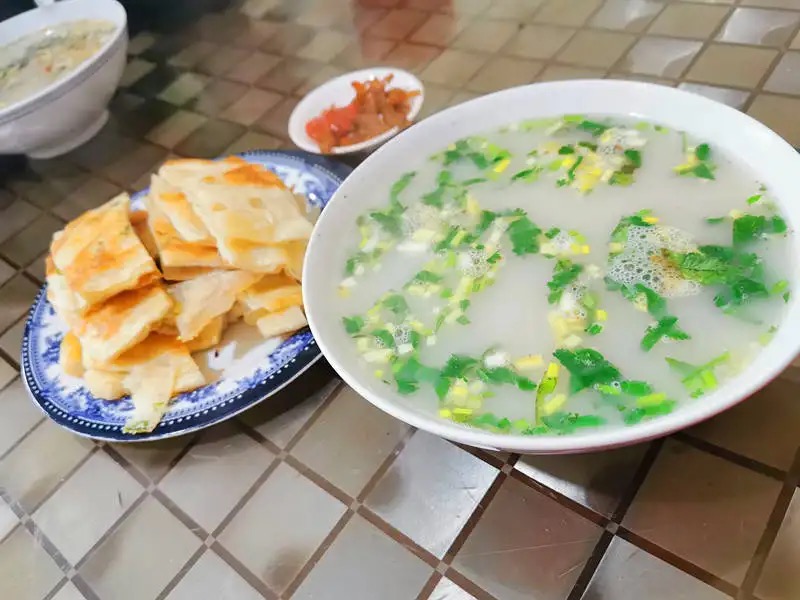 【新诗大观】羊汤油饼(散文)||文/杜海军