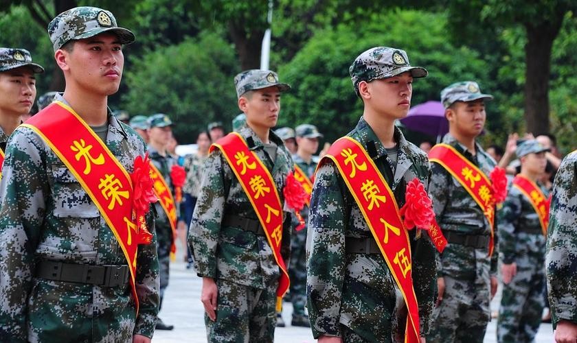 【经典推荐】吴书深//十六字令•念｛纪念参军入伍五十年｝（图3）