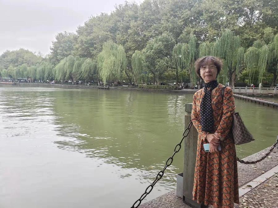 巴黎文学苏沪浙诗社014期微刊《童心未泯堆雪人》(图59)