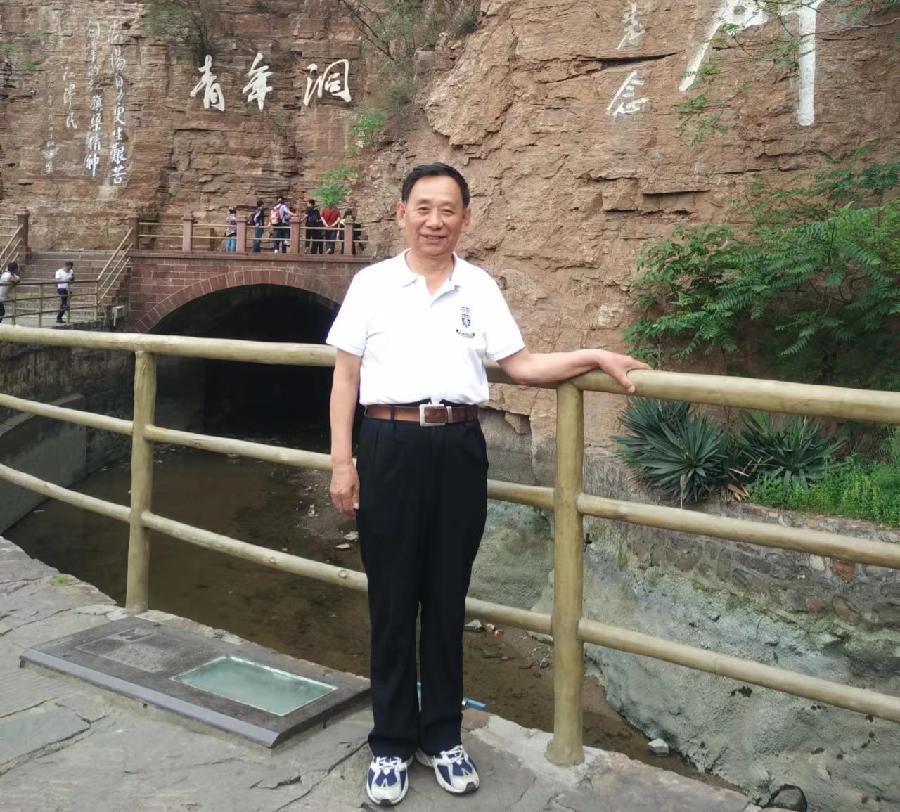 巴黎文学苏沪浙诗社014期微刊《童心未泯堆雪人》(图147)