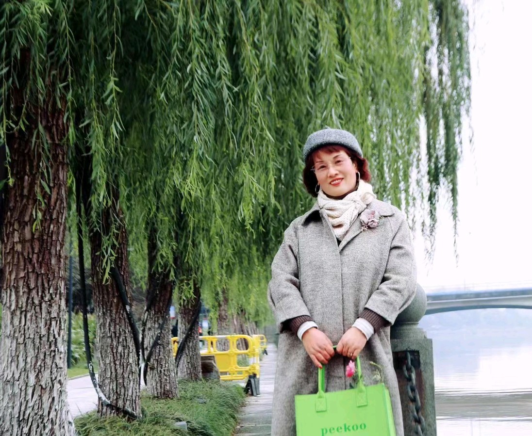 诗韵留香 作者：楼红心 主播：伊月儿 京津沪头条（图8）
