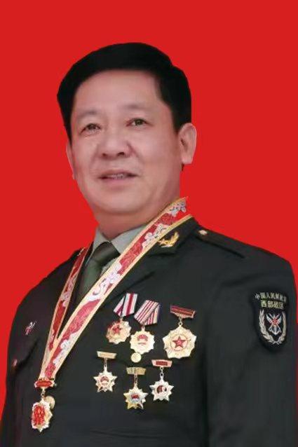 永葆青春的 “骆驼”——记一等功臣王爱新(图2)