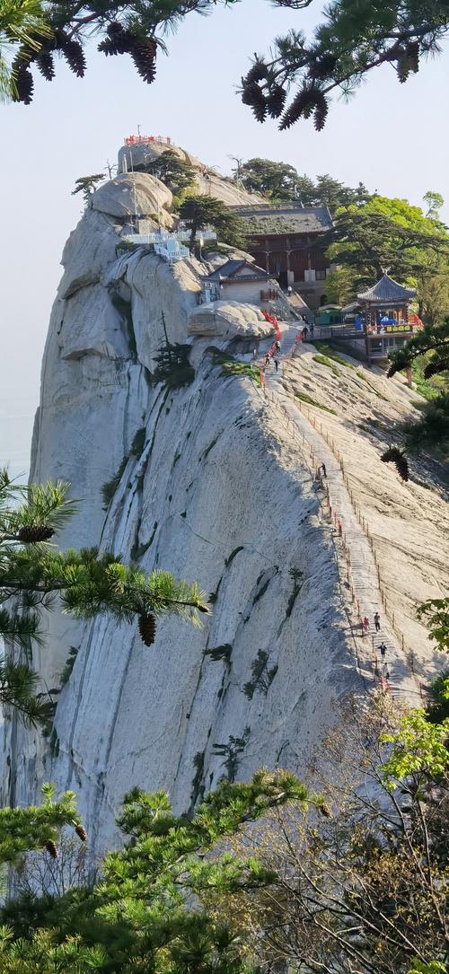 星火诗社一百期梁同余个人专辑《百景生辉,百诗添彩》(图58)