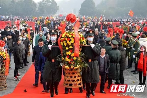 菊花朗诵【缅怀毛泽东】作者/王胜利（图3）