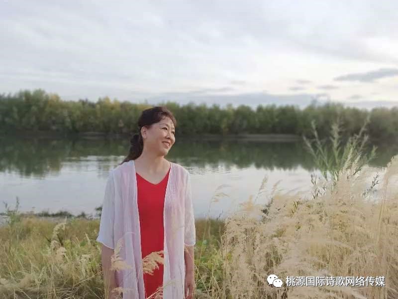 《雪梅之梦》作者:幸福人间【主播:雪如玉】【桃源国际诗歌集团】用声音传递温暖以诵读致敬人生♬（图12）