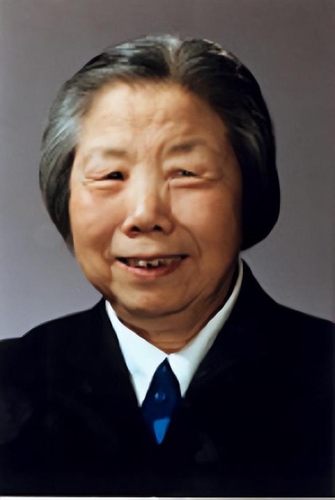 西花厅的海棠花又开了 作者：邓颖超 诵读：爱国 白琳 安妮波 艳滨 陈素梅 胡瑛 鹤凡 王莉 茶香（图9）