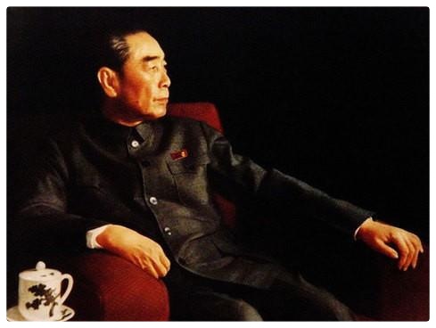 西花厅的海棠花又开了 作者:邓颖超 诵读:爱国 白琳 安妮波 艳滨 陈素梅 胡瑛 鹤凡 王莉 茶香(图5)
