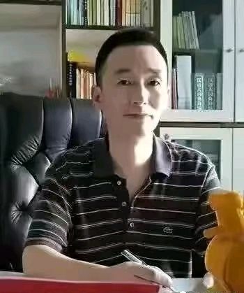 《走进野花的阳光》作者:若槃【主播:彩红】【桃源国际诗歌集团】用声音传递温暖以诵读致敬人生♬（图8）