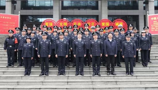 《九江文学社：北京头条》贺《第三个中国人民警察节》专刊（图8）