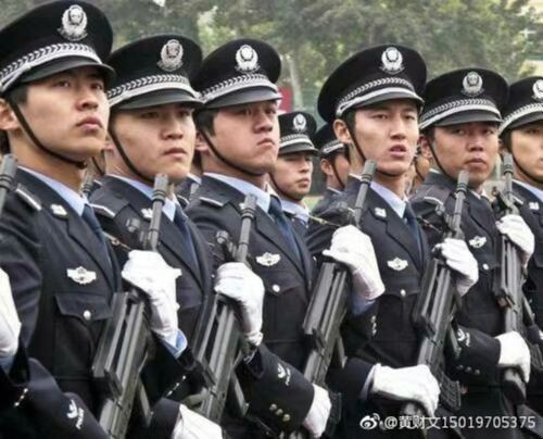 培芬朗诵【为警察唱赞歌】作者/任学路(图5)