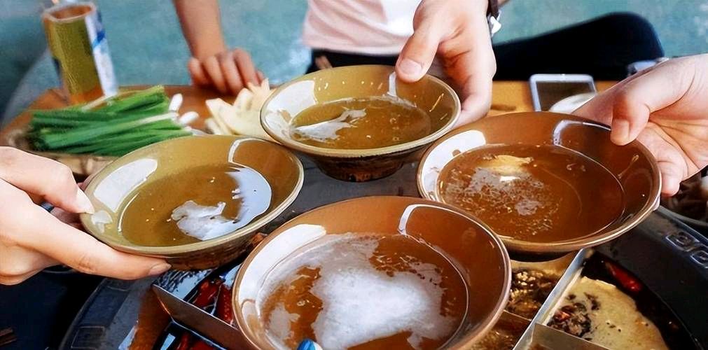 《歌曲*想喝就喝》词曲:谢建中【桃源国际诗歌集团】用声音传递温暖以词曲致敬人生♬（图6）
