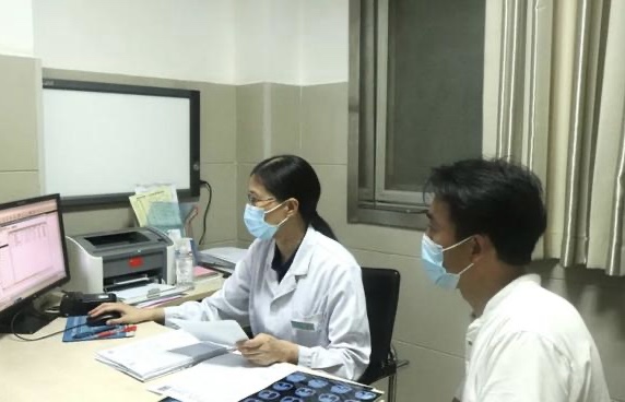 【新诗大观】写给邢台市第二医院内科全体医务人员||文/邵峰||诵/文嘉(图2)