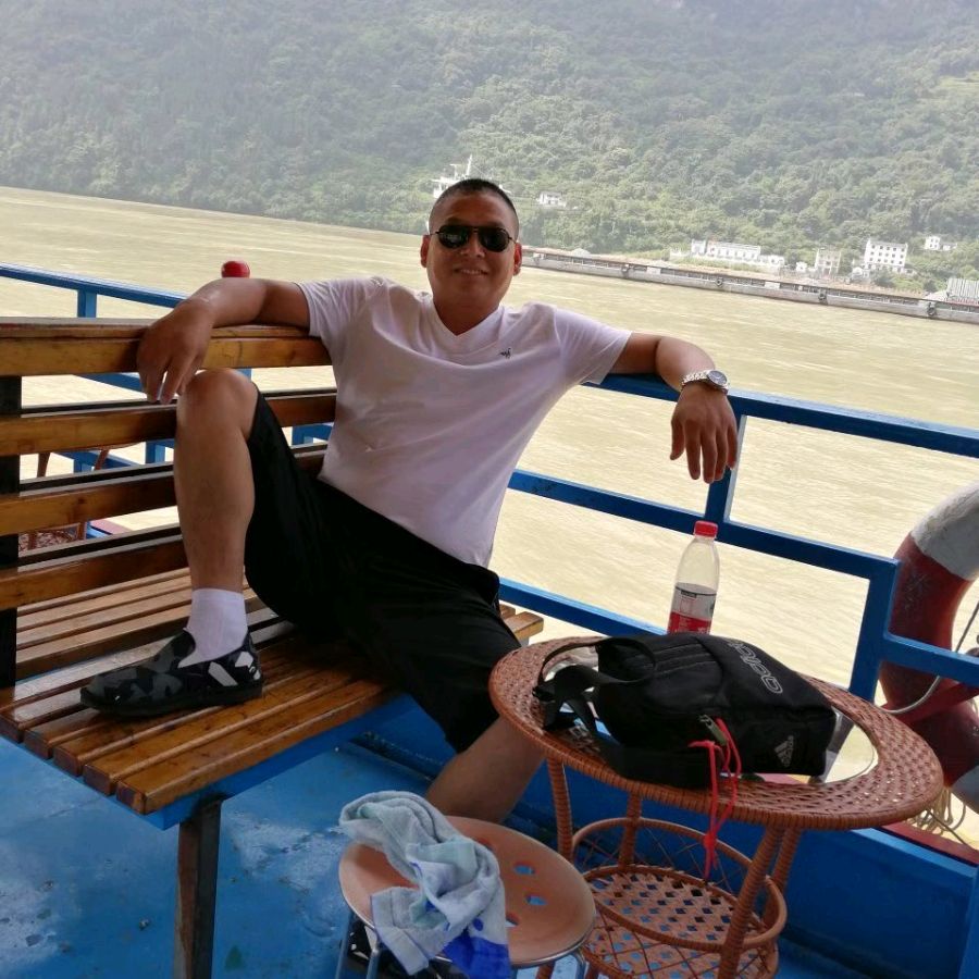赠诗寿光侯镇源茂酒业:《王哥传奇》文/齐绍亮