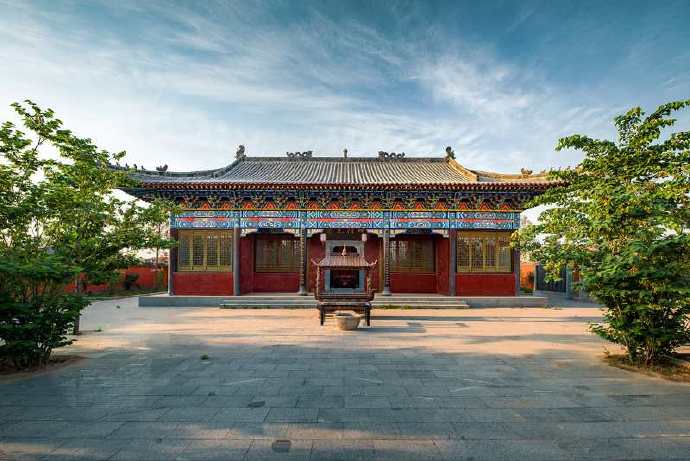 er8 er8