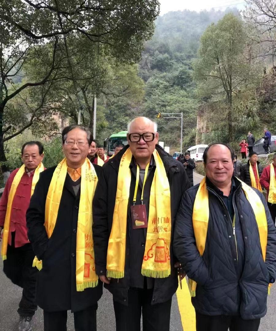 【都市头条向幸福出发编辑部】第2970期 深切悼念雕刻大师倪东方先生 文 韩焕峰（图18）