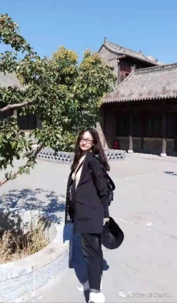 《解药》作者:潮汐【主播:涛声依旧】【桃源国际诗歌集团】用声音传递温暖以诵读致敬人生♬（图8）