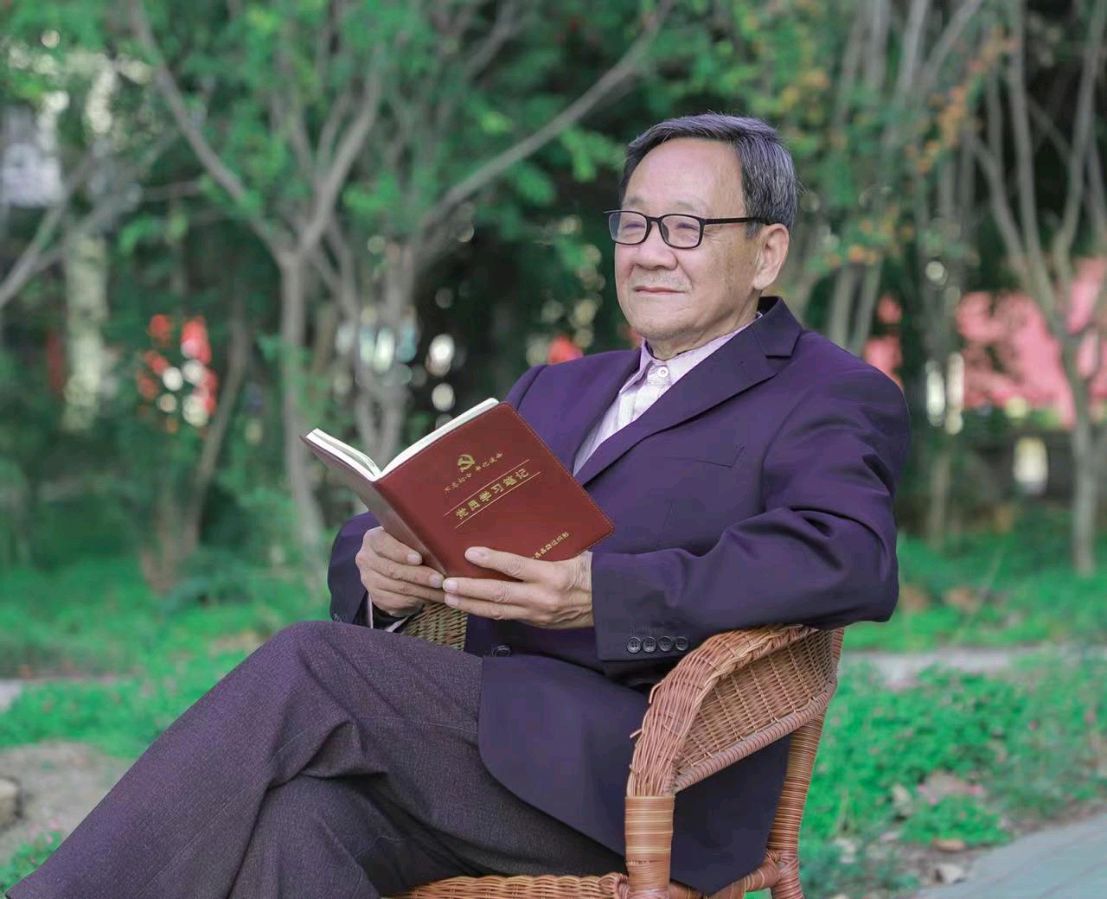 《元宵节》外一首.联机全球发布袁华成精品诗歌（图4）