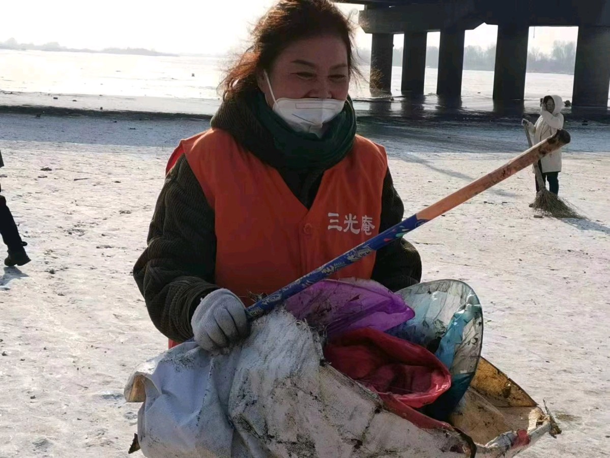 “美丽呼兰”我们在行动——三光庵义工居士开展呼兰河环保活动（图2）