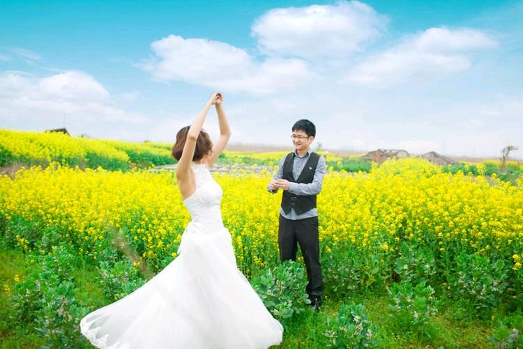 《立春》作者:孤独与快乐【主播:青草味儿】【桃源国际诗歌集团】用声音传递温暖以诵读致敬人生♬（图5）