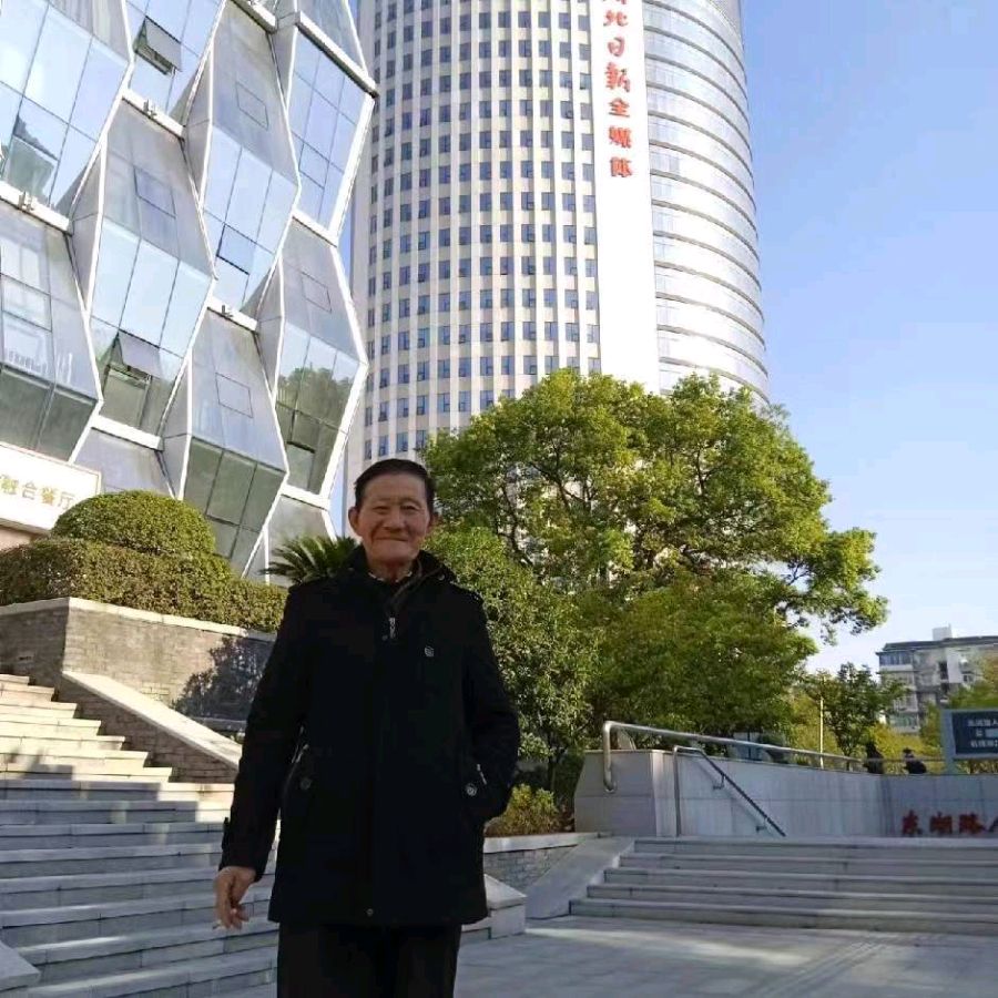 现代诗《我想住到那个地方》外二首作者刘水清（湖北）【冰心文化传媒】（图6）