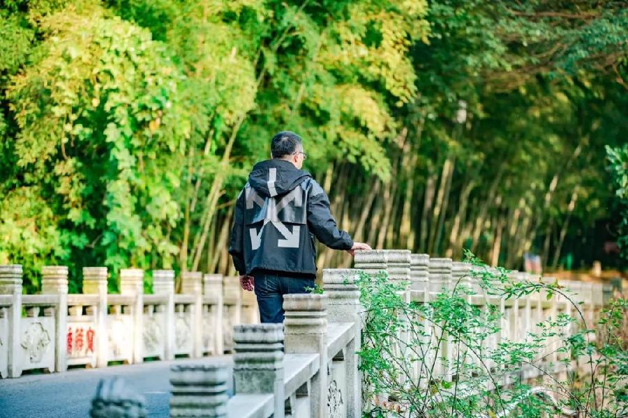 《饭余闲步》（外四首）作者：张友福（图2）
