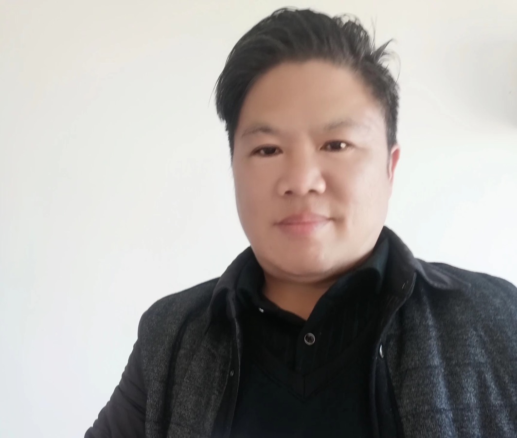 又起了狼烟,作者彭意辉
