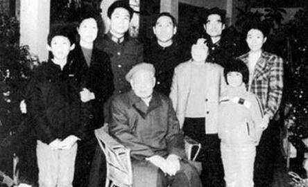 星火诗社一百一十五期梁同余专辑《新中国三十六位军事家》(图45)