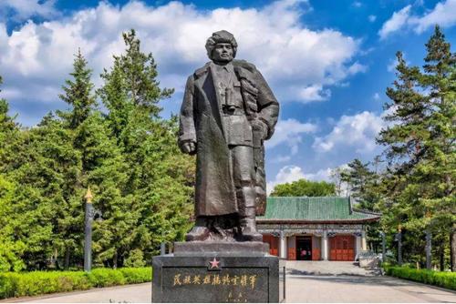 星火诗社一百零七期梁同余个人专辑《群英荟萃,拥抱春天》(图163)