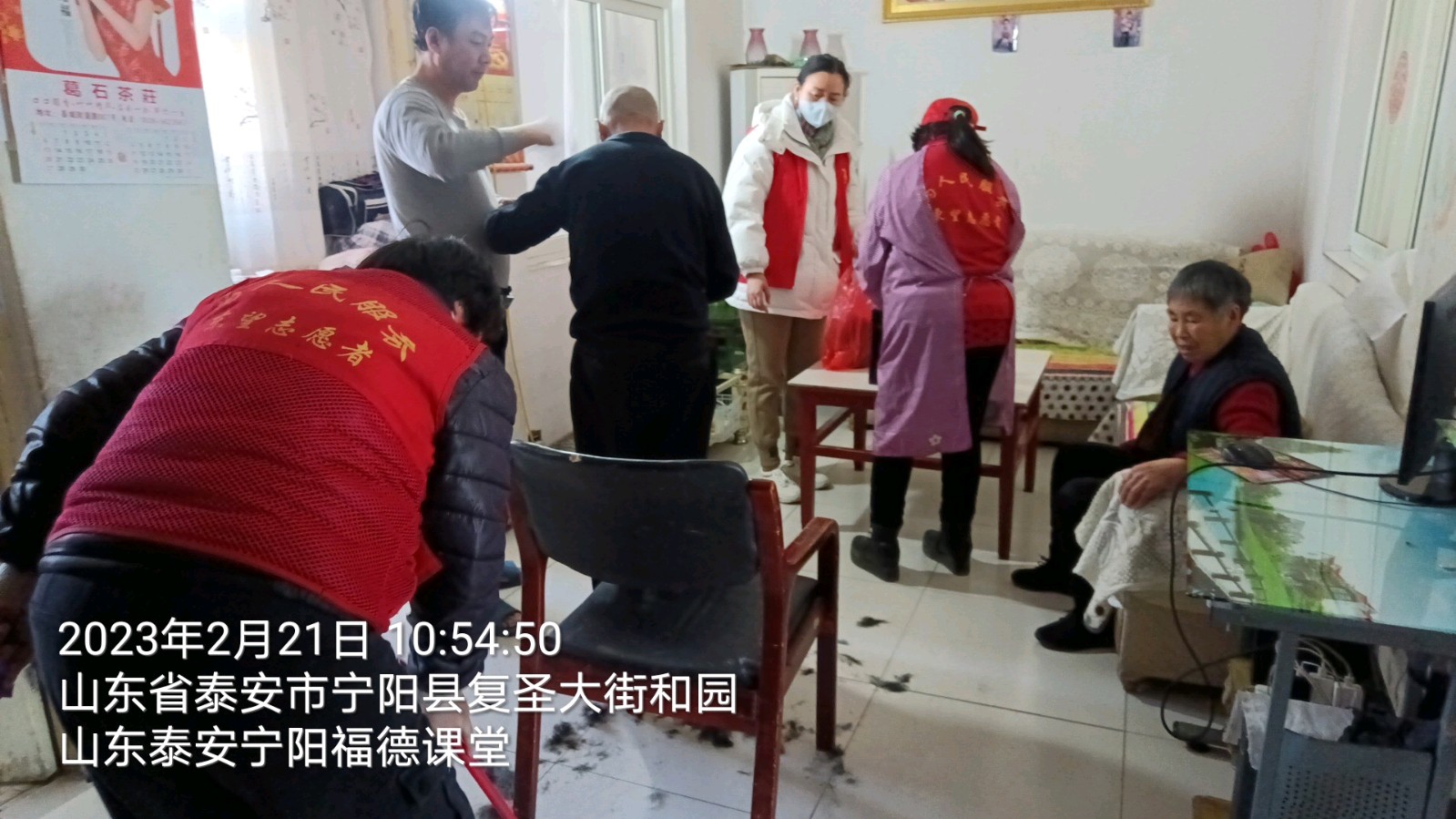 公益理发架桥梁 老人心中有依靠（图2）