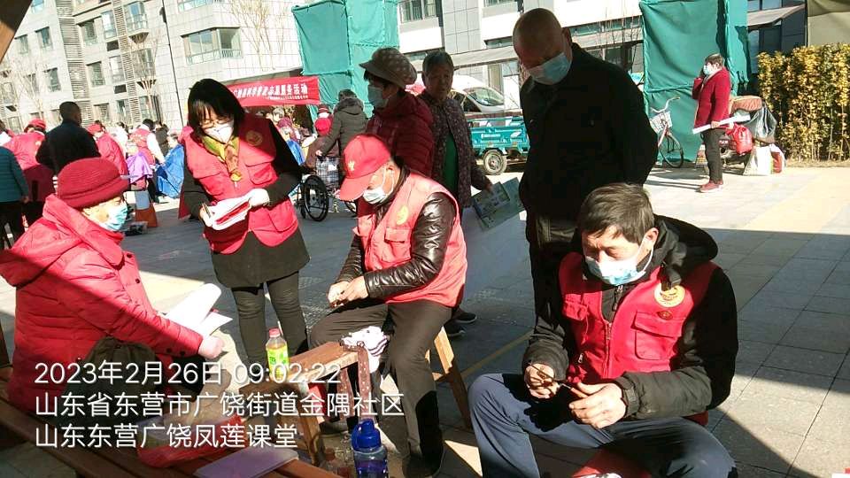 志愿公益情暖市集 多方联动关爱助力(图4)