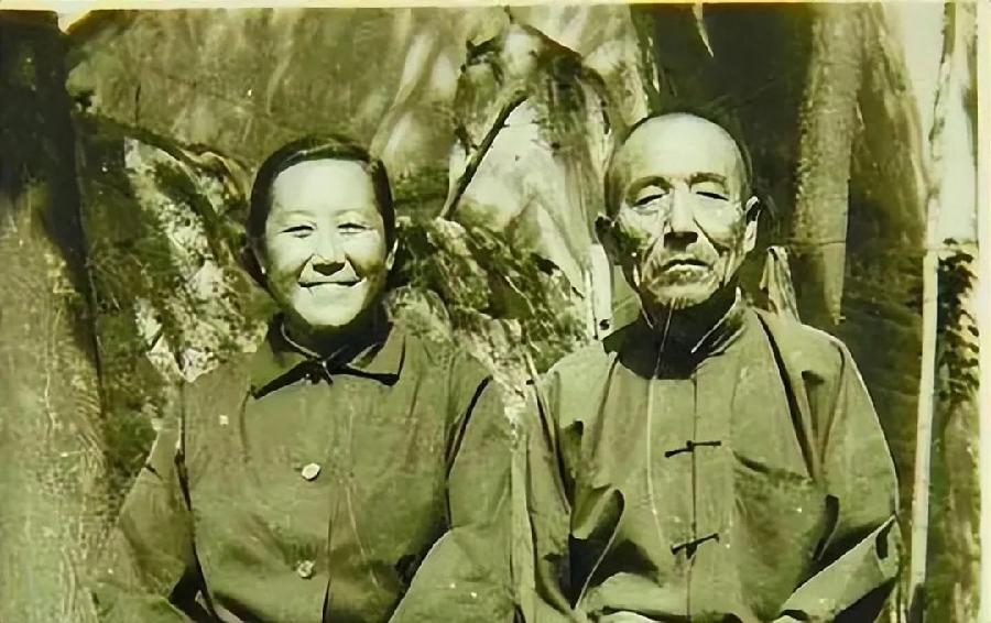 48岁老农贪便宜娶了个“懒婆娘”,8年后,老农才知自己捡到宝-原创 睿哲雪雪 -西银/北京头条(图2)