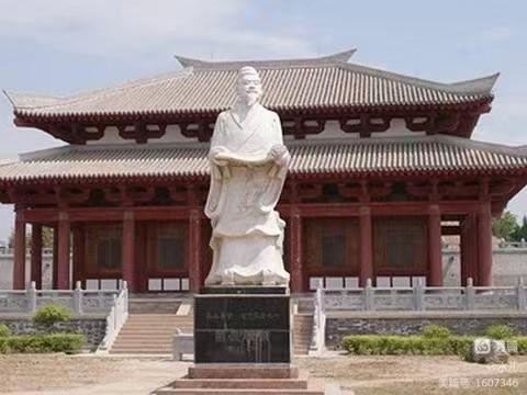 五月天朗诵【千山之恋】作者/长安客（图4）