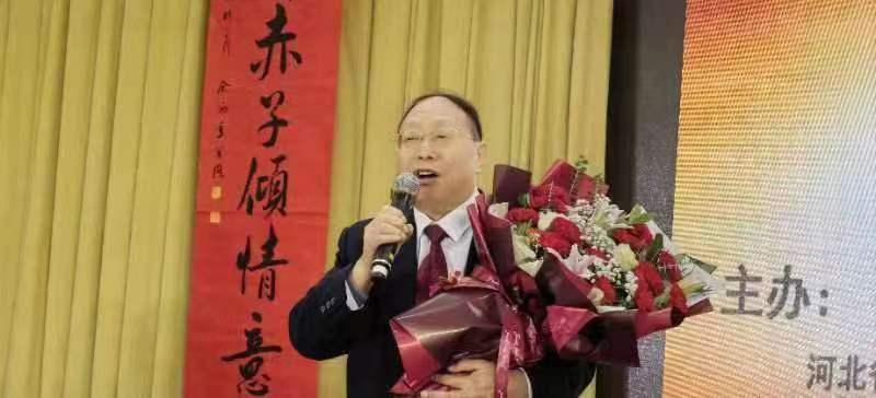 翘首扬帆大都市 回眸放歌石家庄__苏新平诗文朗诵暨演唱会|京港澳台世界头条总社发布(图9)