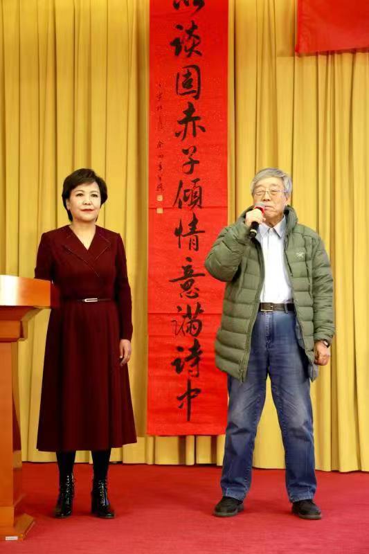 翘首扬帆大都市 回眸放歌石家庄__苏新平诗文朗诵暨演唱会|京港澳台世界头条总社发布(图11)