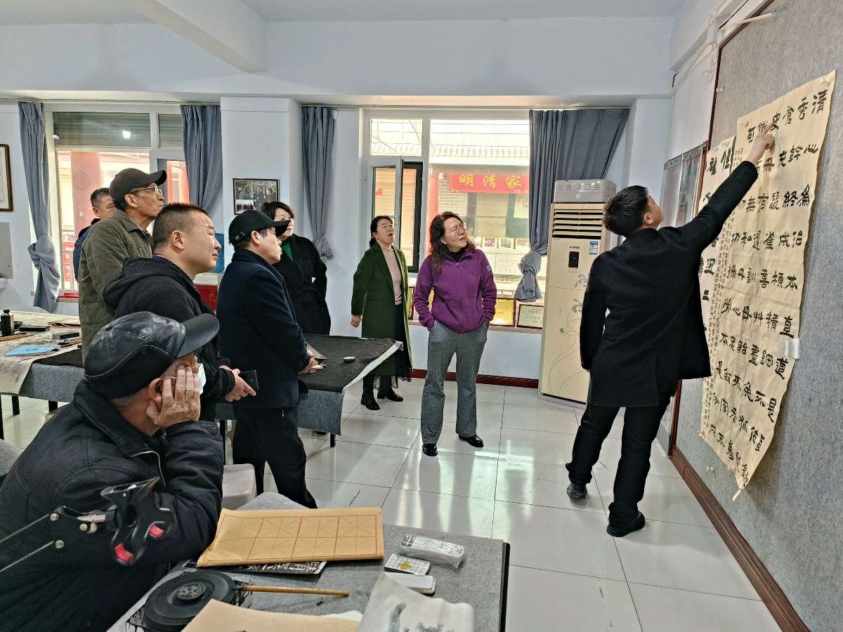 盐湖区书法家协会“每月一评”活动剪影（图6）