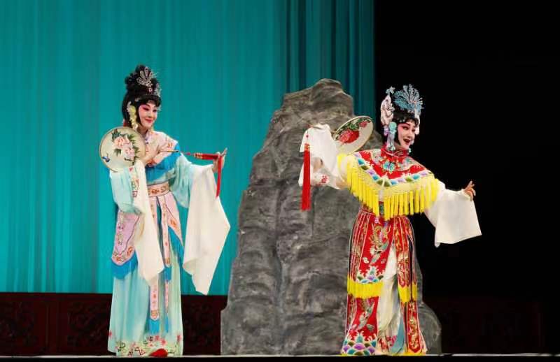 汉剧《谢瑶环》惩恶扬善 武汉人蛮喜欢看 作者/徐文新(图4)