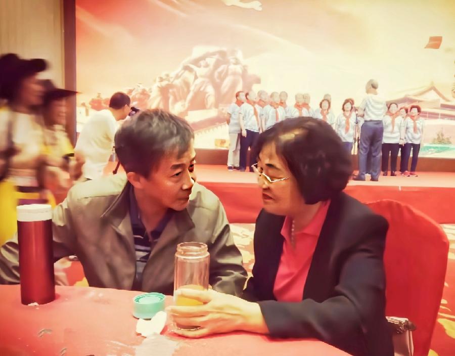 李卫朗诵【依然年轻】作者/长安客（图5）