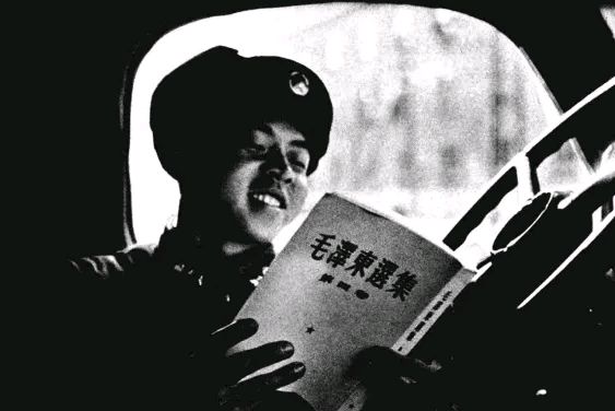 悠悠有声文苑‖男女对诵《雷锋》雷锋精神代代相传（图3）
