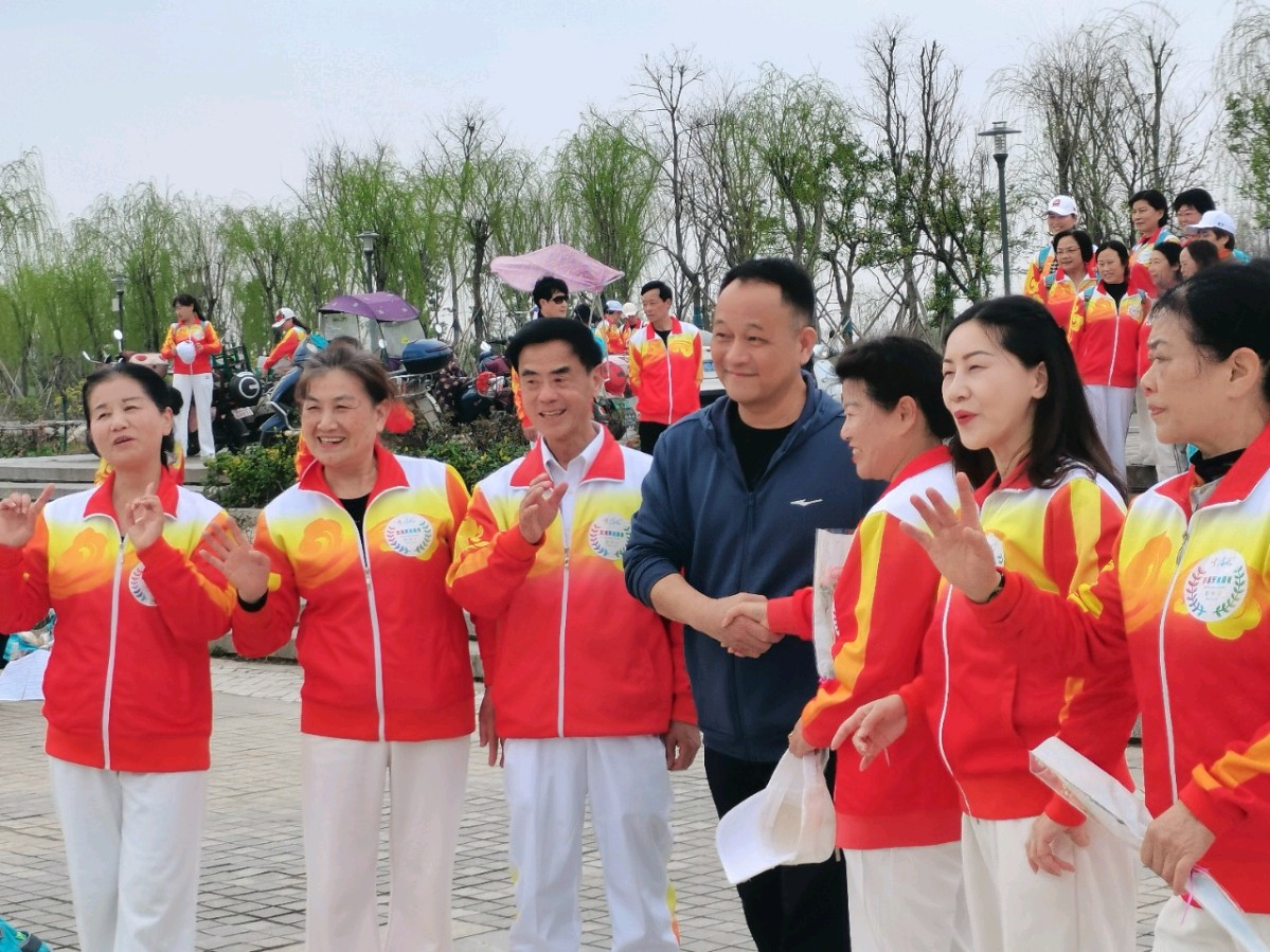 【中国🇨🇳新闻诗文网】“游园洁园,助力环保”学雷锋活动简讯(图29)