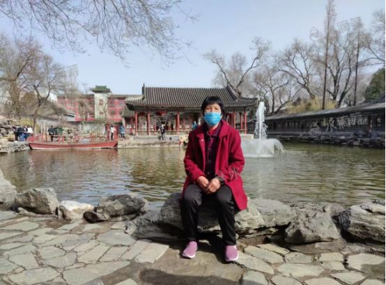 母亲身患多种重病,急需保命,无助亲子含泪寻求帮助