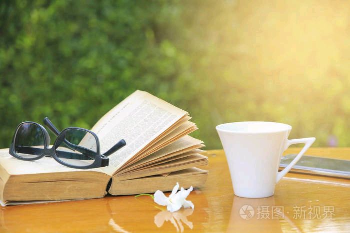 泥 土 作者 徐立群（河北）诗词专辑【冰心文化传媒】主编 冰心（图7）