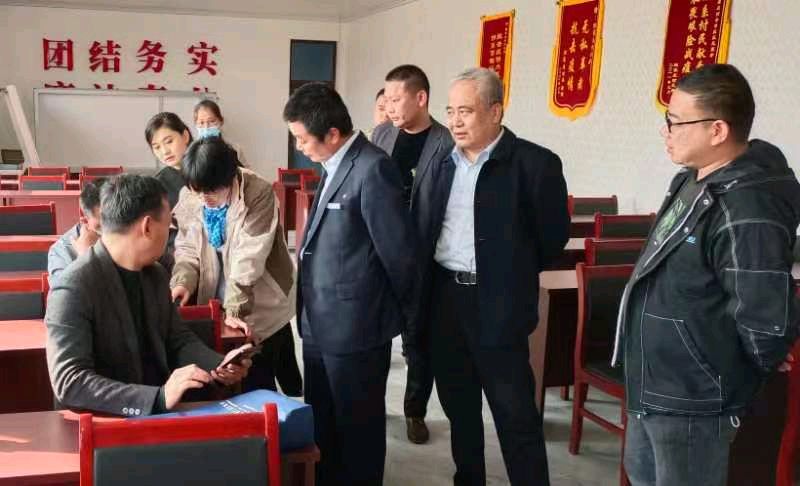 牵手银企合作 助推产业振兴