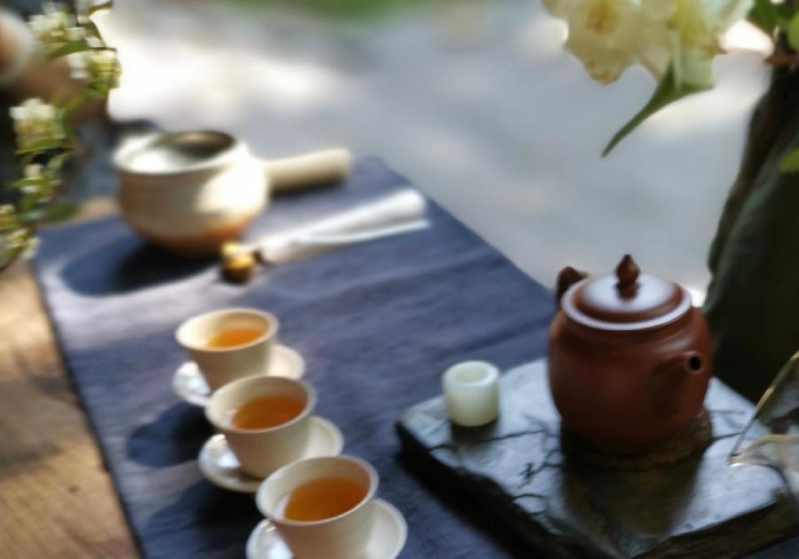 【新诗大观】慢煮光阴一盏茶,静看人生四季花||诵/文嘉(图5)
