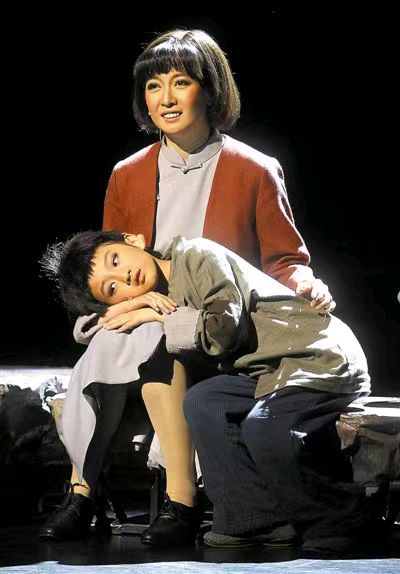 玫瑰伊人朗诵【一支铅笔头】作者/花卉再开（图6）
