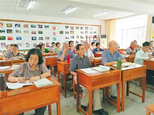 今天开学(组诗)文/太平王子(图4)